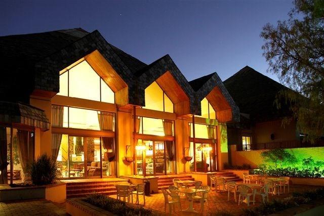 Black Mountain Leisure And Conference Hotel Groothoek Exterior photo