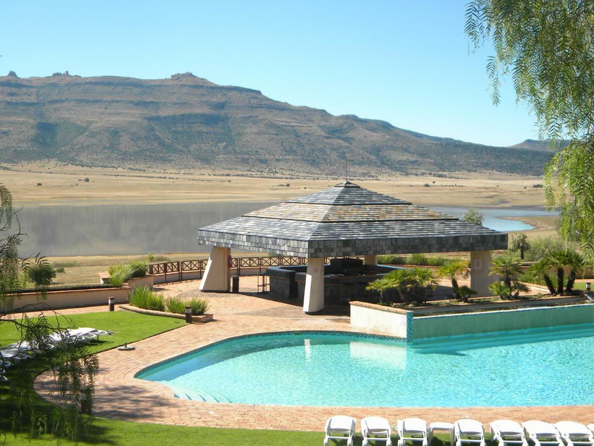 Black Mountain Leisure And Conference Hotel Groothoek Exterior photo